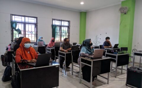 SMA BOARDING KEREN www.smaimbsjogja.sch.id